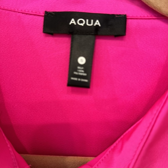 Aqua hot pink satin blouse size small - Picture 2 of 2